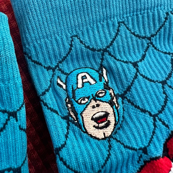 NWOT Stance Marvel Captain America Socks - Picture 3 of 7